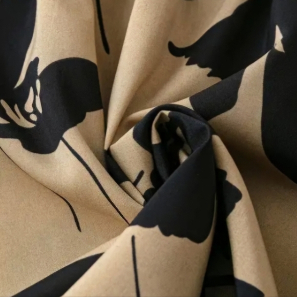 Black & Beige Top - Picture 5 of 7